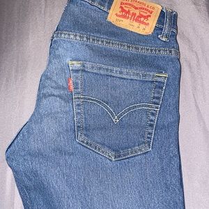 Levi’s pants
